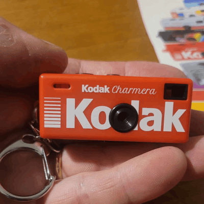 Kodak Charmera: tra nostalgia, FOMO e la bellezza delle cose "bruttine"